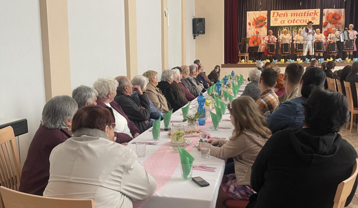 Den matiek, otcov a rodiny 2025