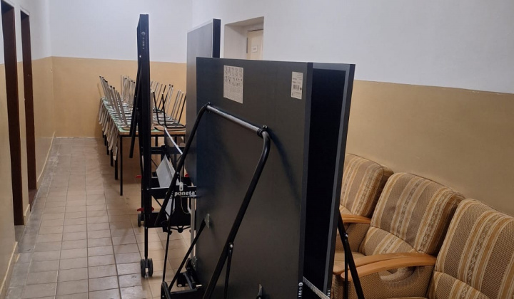 Mestisko hrá PING PONG 