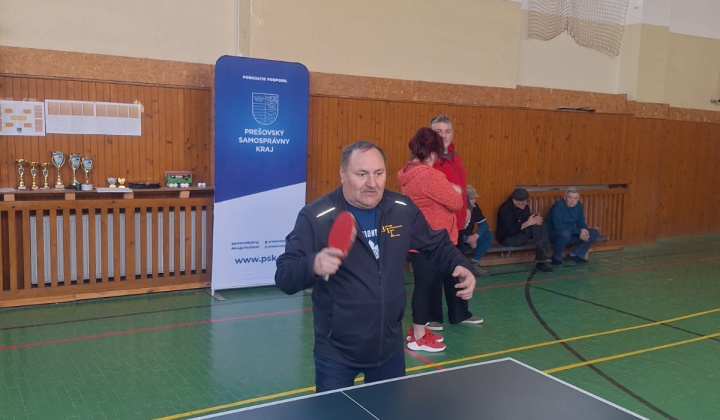 Mestisko hrá PING PONG 