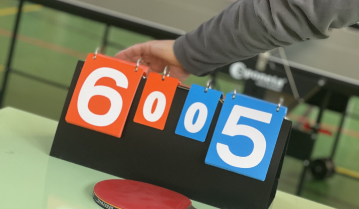 Mestisko hrá PING PONG 