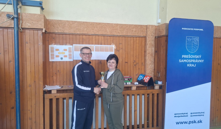 Mestisko hrá PING PONG 