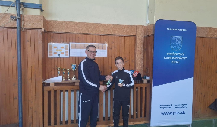 Mestisko hrá PING PONG 