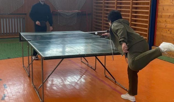 Mestisko hrá PING PONG 